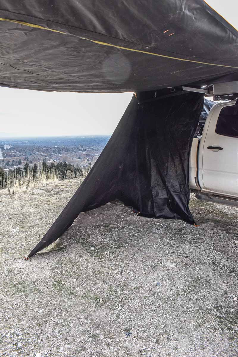 23ZERO 180° COMPACT PEREGRINE AWNING WALL WITH LIGHT SUPPRESSION TECHNOLOGY