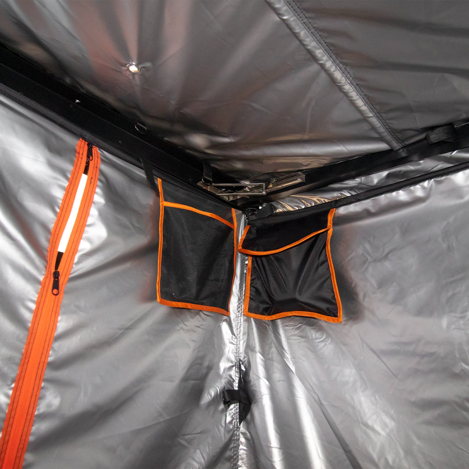 23ZERO KESTREL VEHICLE SHOWER ENCLOSURE IN FULL-PRIVACY BLACK
