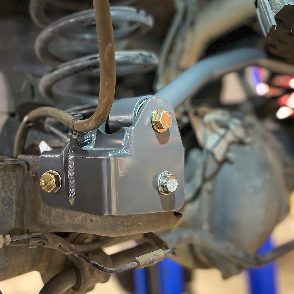 Synergy 2014+ Ram 2500 Rear Track Bar Relocation Bracket