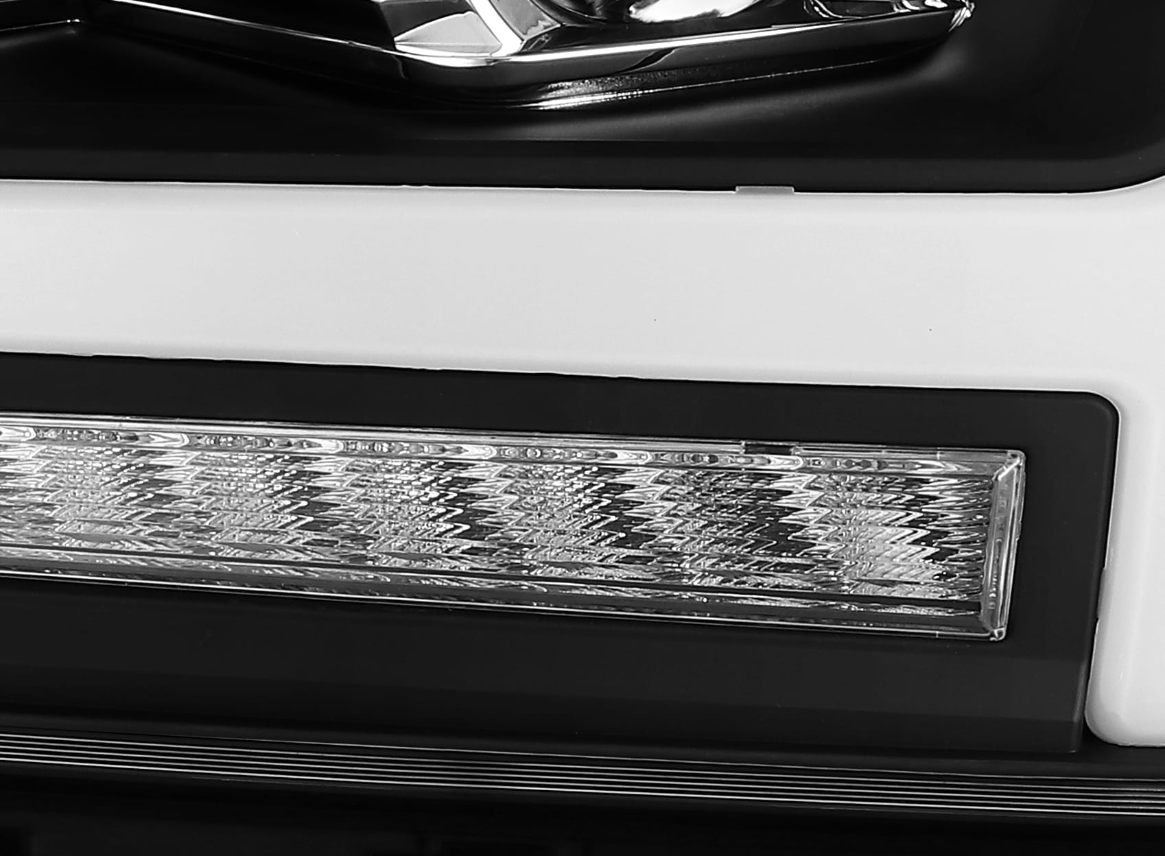 ALPHAREX LUXX LED Projector Headlights Jet-Black RAM 2019+ 1500