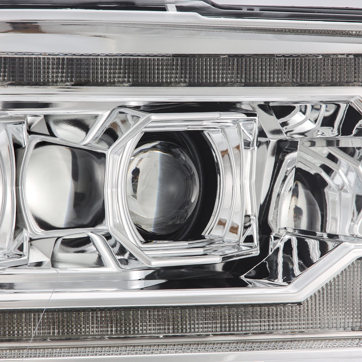 ALPHAREX PRO Projector Headlights Chrome RAM 2010-18 2500/3500