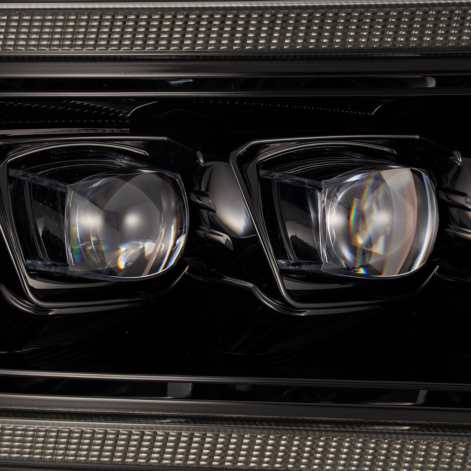 ALPHAREX NOVA LED Projector Headlights Alpha-Black RAM 2019-22 2500/3500