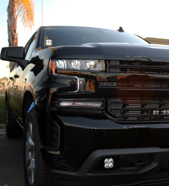 BAJA DESIGNS CHEVY SQUADRON SAE FOG POCKET LIGHT KIT – 2020-24 CHEVY 2500HD/3500HD