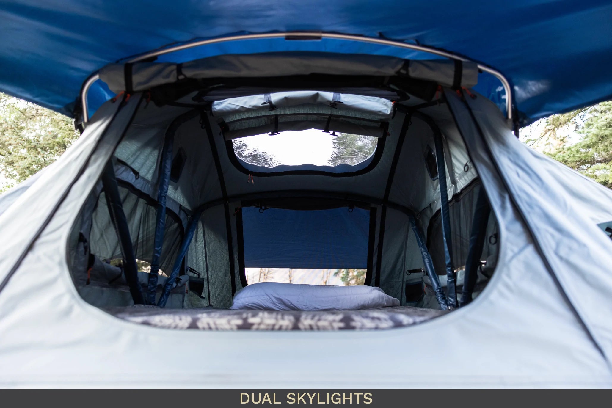 ROAM Vagabond LITE Rooftop Tent