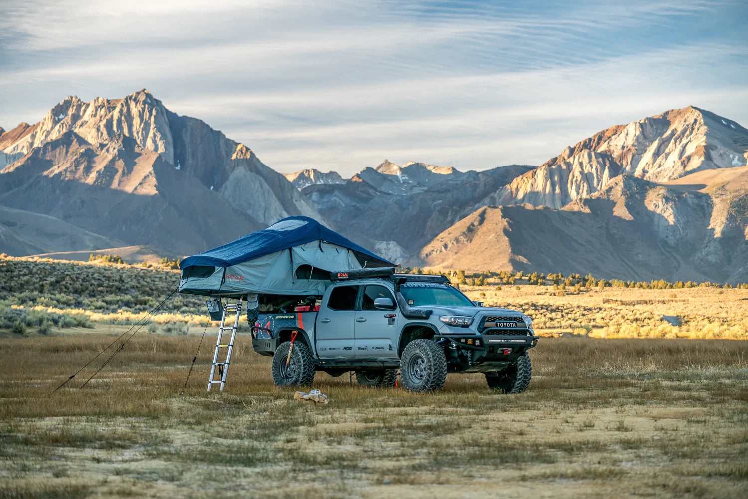ROAM Vagabond Rooftop Tent